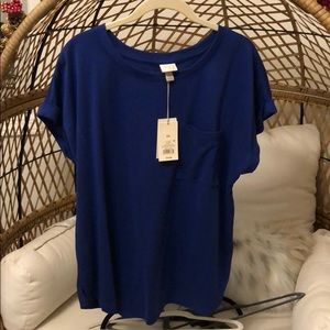 Blue tshirt